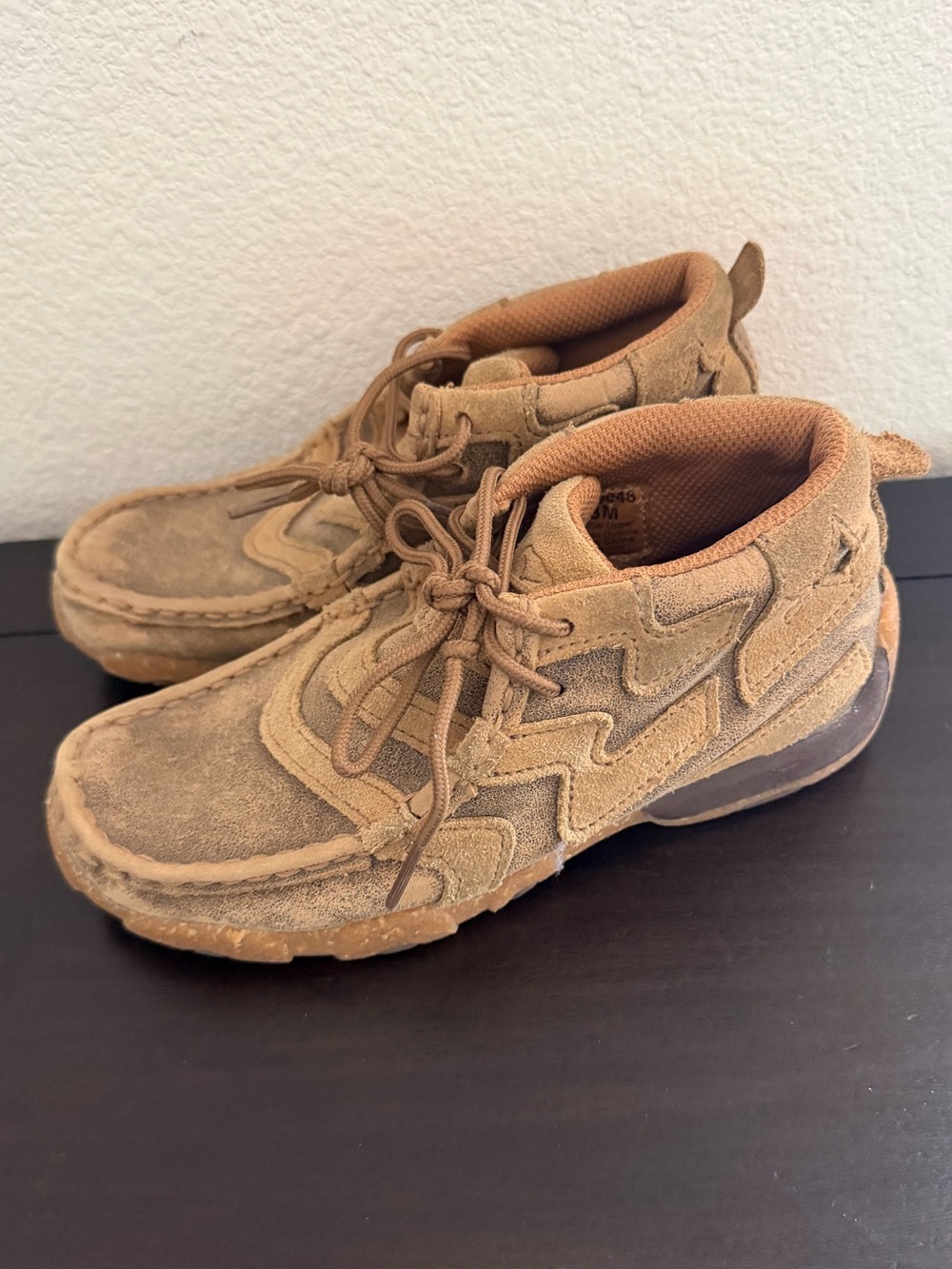 Twisted X Kids Driving Moc VFW Bomber Tan Suede Casual Mid-Top Shoes 13M